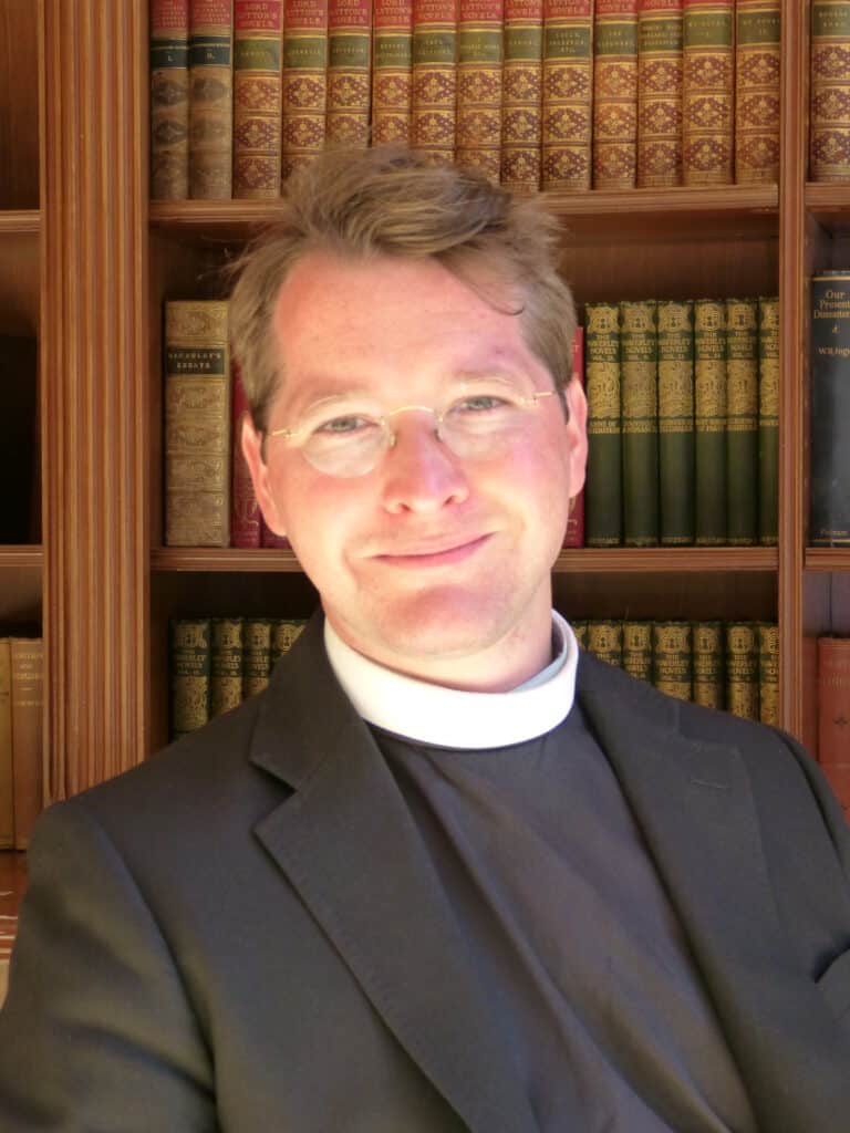 Max Bayliss, Vicar