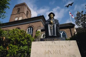 Image of Thomas More statue